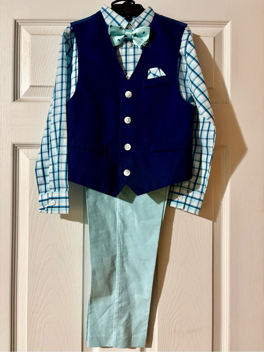 Nautica Boys 4-Piece Suit Set Size 6 NWT Navy Vest Aqua Pants Bow Tie Price Red